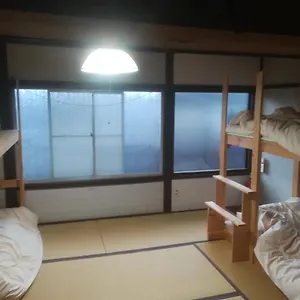 Ez Hostal