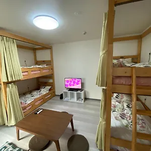 ゲストハウス パインツリー